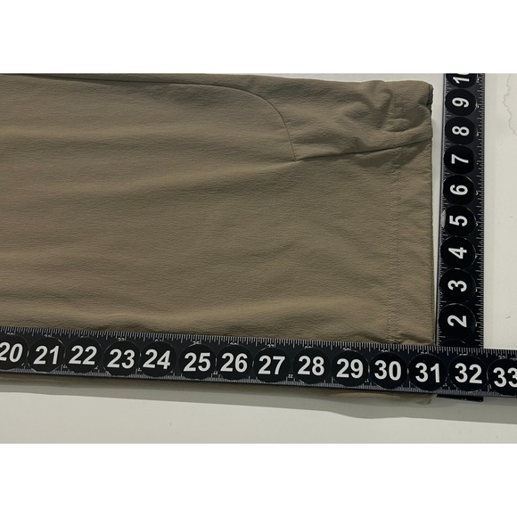Mountain Hardwear Cargo Pants Womens 12/32 Tan Performance Hiking Actual 34X31 - Picture 6 of 9